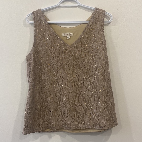 2‎ Piece Tank Lace Overlay With Lace Cardigan - Picture 6 of 16